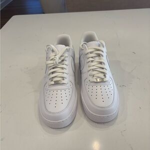 NEW MENS Nike Air Force 1 White Sneakers
